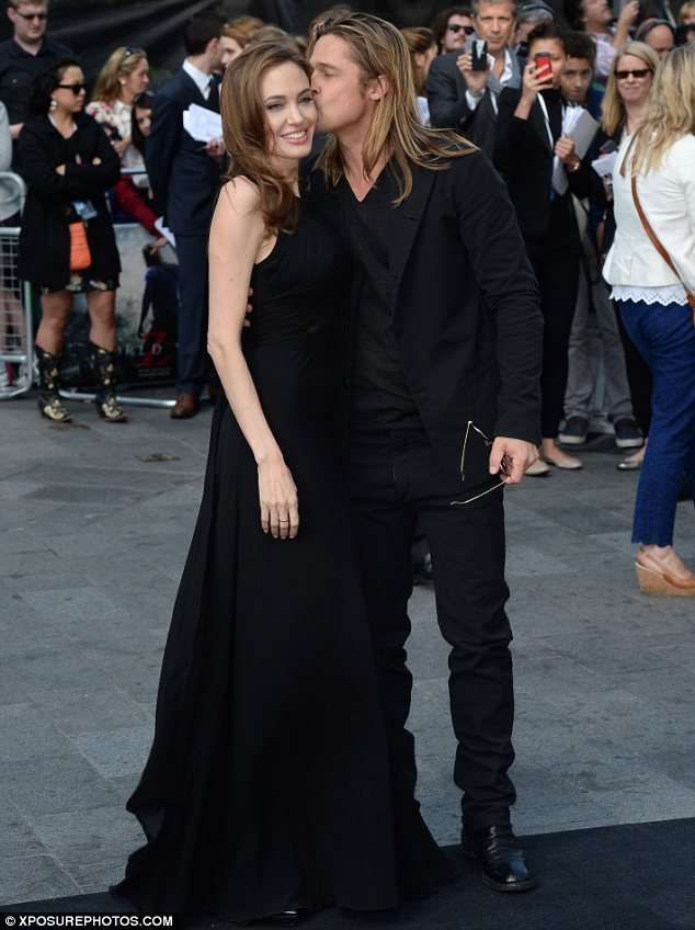 Brad Pitt Angelina Jolie Married Loveweddingsng10