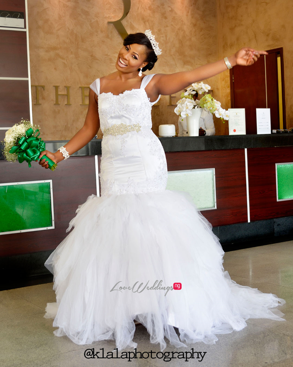 Nigerian Bride and Bouquet Anu and Toye LoveweddingsNG Klala Photography 2