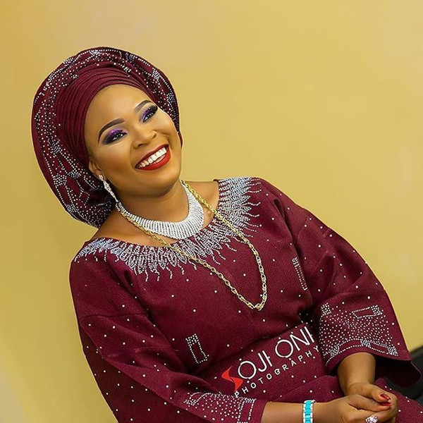 Nigerian Wine Embellished Aso Oke Head to Toe Bridal Inspiration LoveweddingsNG Soji Oni Photography