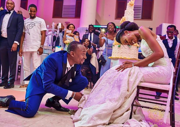 Nigerian Wedding Bride and Groom Garter Obiageli and Chiedu Keziie LoveweddingsNG