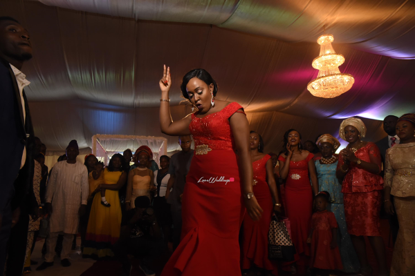 nigerian-bridesmaid-dancing-moji-and-fola-loveweddingsng