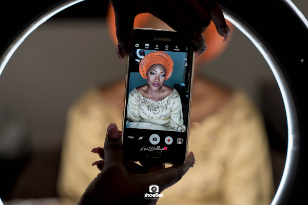nigerian-traditional-bride-selfie-moji-and-fola-loveweddingsng