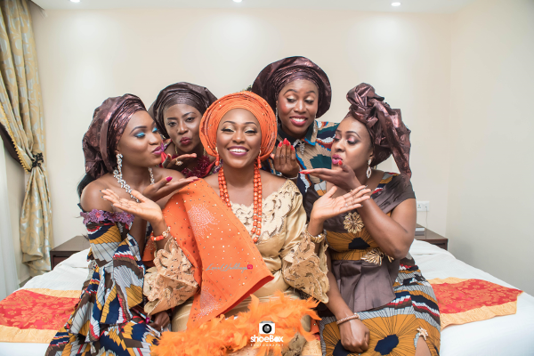 nigerian-traditional-bride-and-friends-moji-and-fola-loveweddingsng