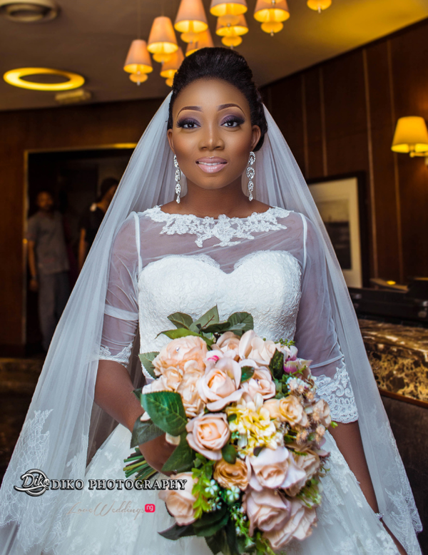 Nigerian Bride and bouquet Toyosi Ilupeju and Wole Makinwa WED Dream Wedding Details Diko Photography LoveWeddingsNG 1