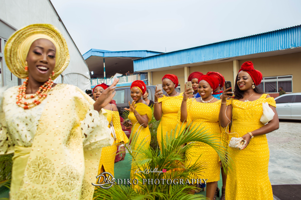 Nigerian Traditional Bride and asoebi ladies Tosin and Alhassan Diko Photography LoveWeddingsNG 1