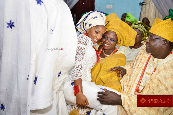 LoveweddingsNG Traditional Wedding Folusho and Temitope Godwin Oisi Photography20