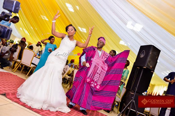 LoveweddingsNG White Wedding Folusho and Temitope Godwin Oisi Photography6