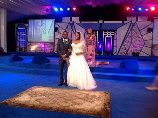 Stephen Keshis daughter - Ifeyinwa weds Emeke Enyihor LoveweddingsNG4