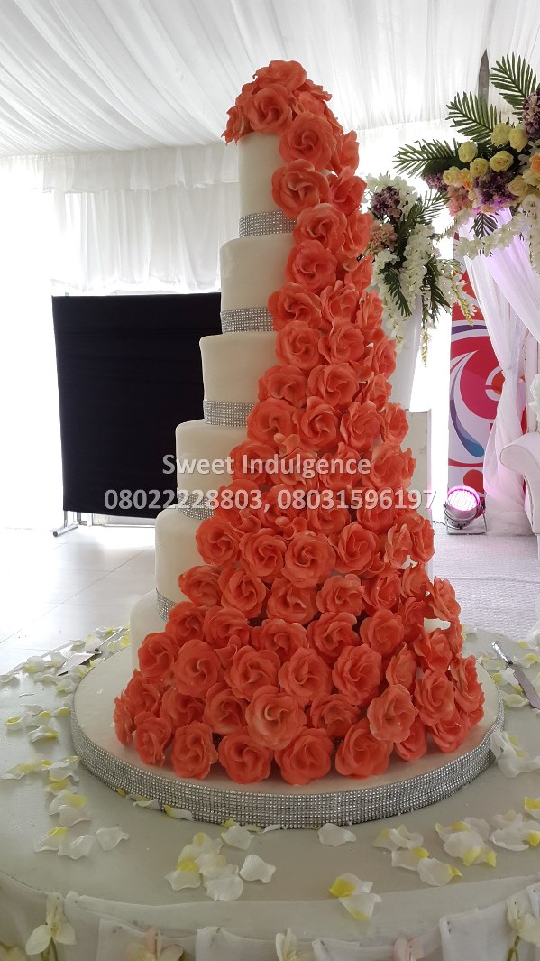 Sweet Indulgence - Choosing The Right Wedding Cake LoveweddingsNG2