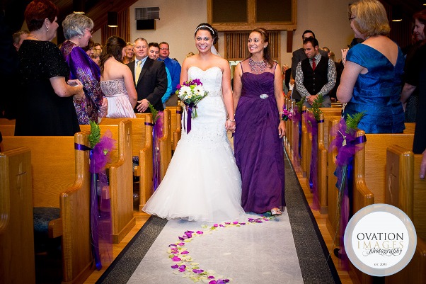 LoveweddingsNG Mum walks bride down the aisle