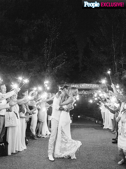 Florida  Georgia Line Singer - Tyler Hubbard weds Hayley Stommel LoveweddingsNG9