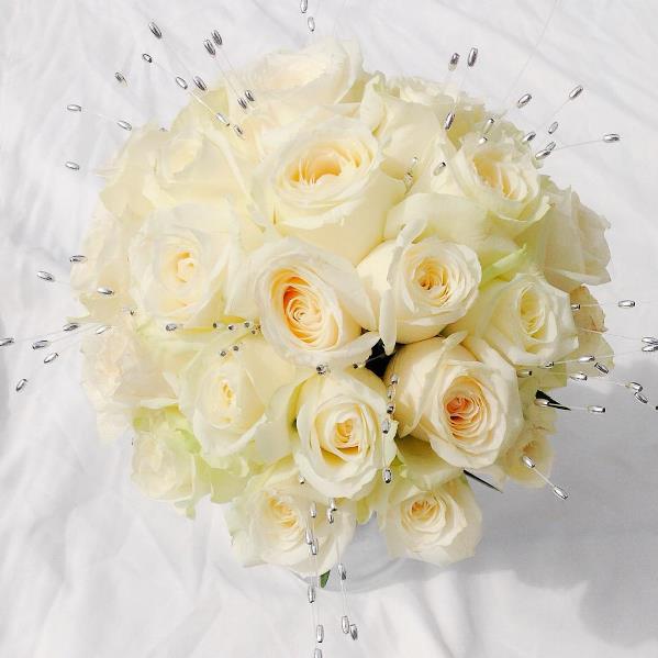 Nigerian Bridal Bouquet Lovebug NG LoveweddingsNG2