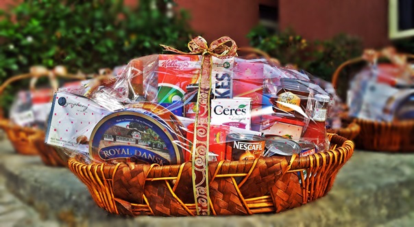 Christmas is Here… What Corporate Gifts Are You Giving? | #WeddingBusiness101
