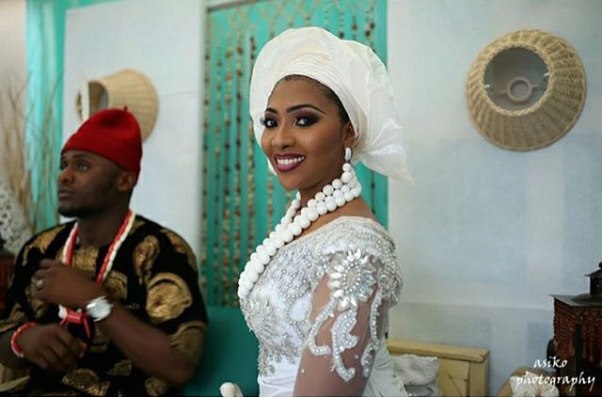 Ubi Franklin and Lilian Esoro White Wedding LoveweddingsNG9