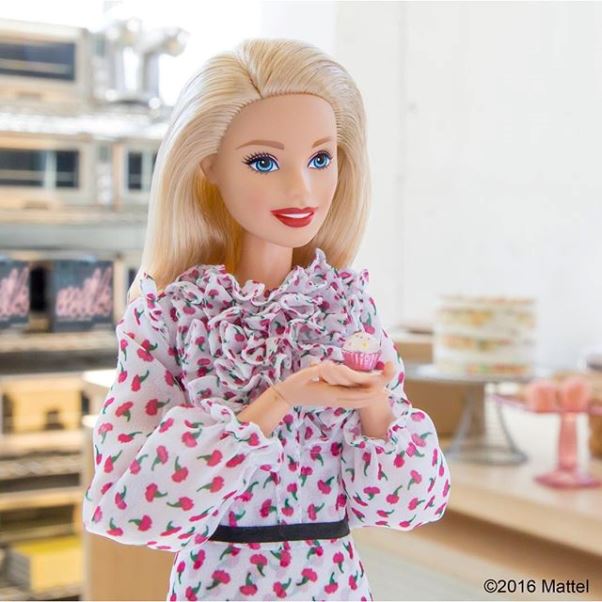 Barbie Oscar de la Renta doll LoveweddingsNG 3