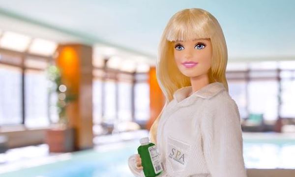 Barbie Oscar de la Renta doll LoveweddingsNG feat 2