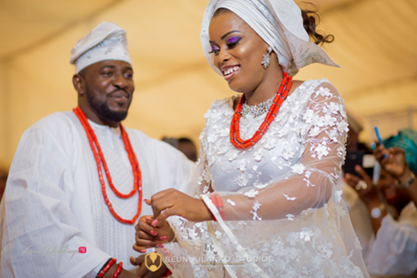 nigerian-traditional-bride-and-groom-awele-and-ademola-seun-kilanko-studios-loveweddingsng-6