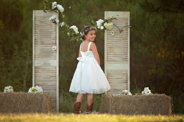 country-wedding-shoot-monbebe-lagos-flower-girl-loveweddingsng-4