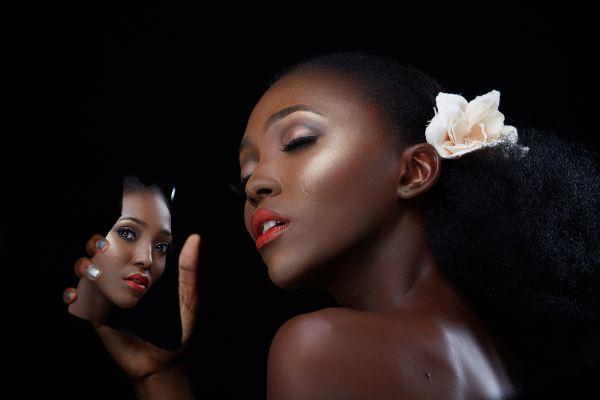 beauty-shoot-with-adella-makeup-and-eleanor-goodey-photography-loveweddingsng