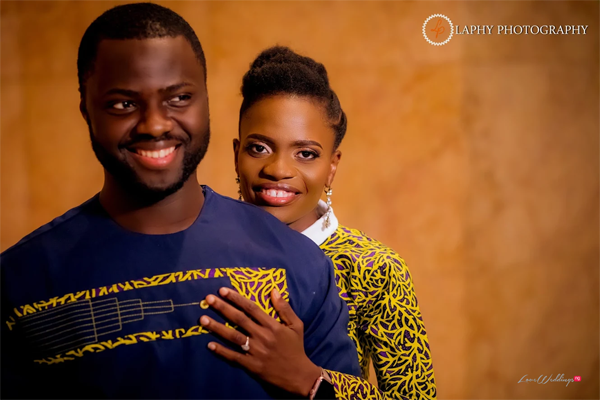 20 pre wedding pictures that prove that coordinated looks are IN 