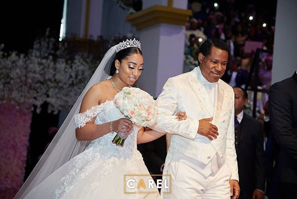 Pastor Chris Oyakhilome’s daughter, Sharon weds Phillip Frimpong