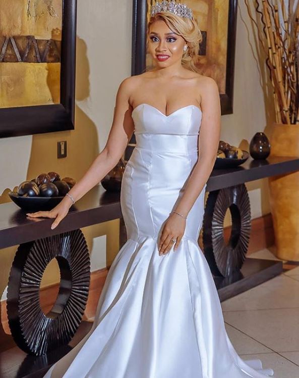 The Satin Loving brides from 2018 Modele Lala Vicky More