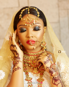 This Indian inspired bridal look is perfect for a Northern Nigerian ...
