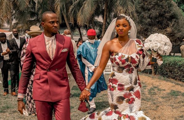 An ankara wedding gown, Andre Pitter covers The Knot & more wedding news