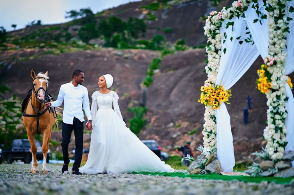 Yusuf Buhari & Zahra Bayero’s wedding, Tobi Bakare weds & more wedding news